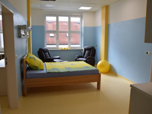 Brodská nemocnice zrekonstruovala porodní sály. Již brzy poslouží maminkám