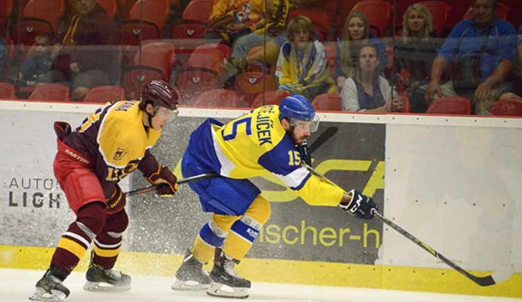 KAM ZA SPORTEM: Dukla v neděli proti Zlínu, volejbalové juniorky poprvé v extralize