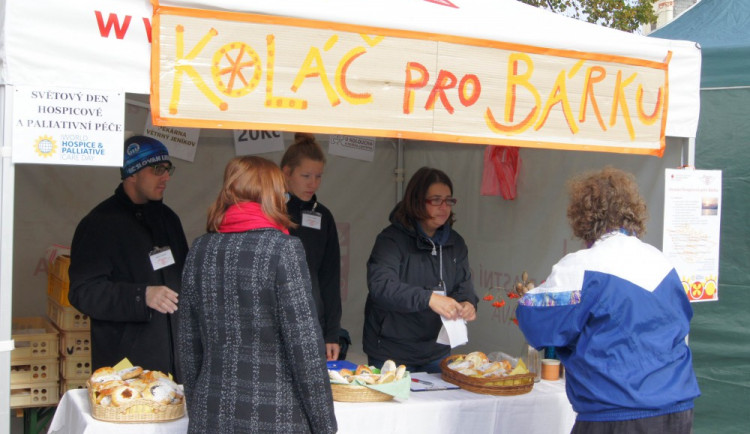 Koláč pro hospic si letos koupíme také v City Parku a v jihlavské nemocnici
