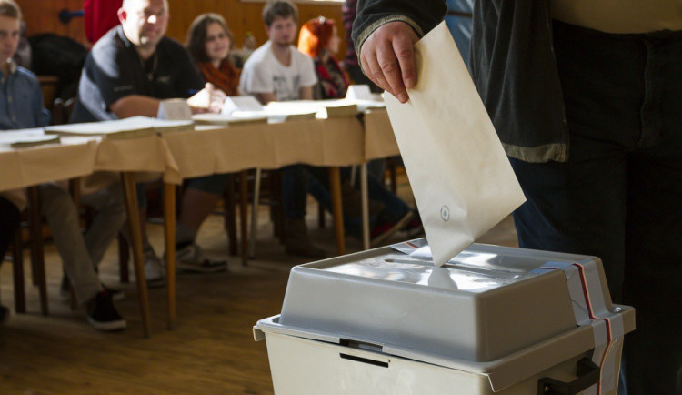 Ve Velkém Meziříčí se voliči často stavují i u místního referenda. Týká se úprav v centru města