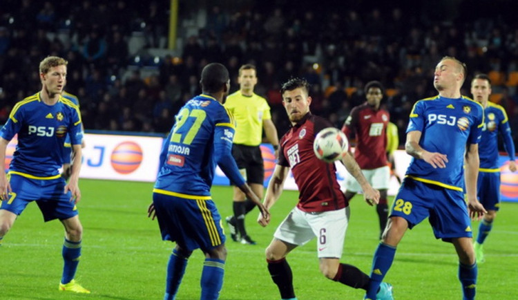 O první body zvenku bude Vysočina bojovat v pátek na Spartě