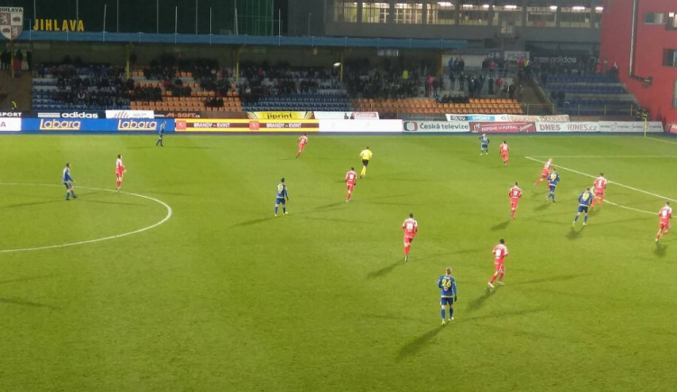 Smutné domácí loučení s podzimem. Vysočina podlehla Zbrojovce Brno 0:2