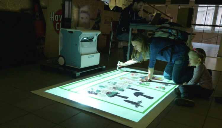 Děti i dospělé v Jihlavě pobavil druhý ročník Veletrhu hraček