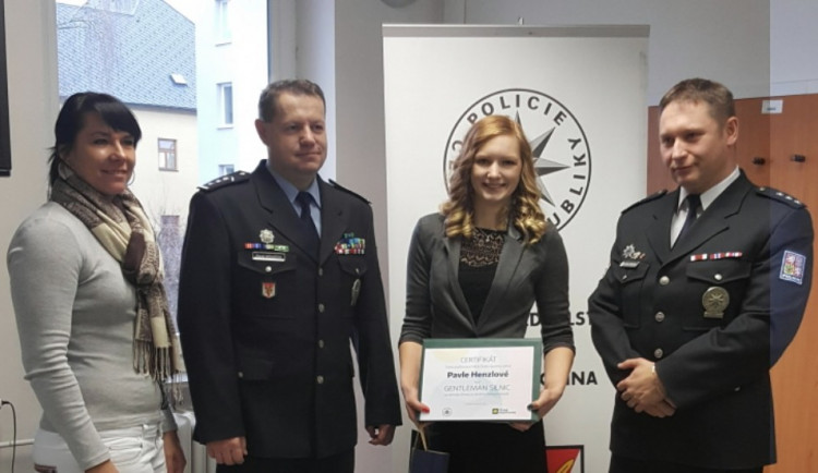Oceněná Petra Henzlová (druhá zprava)