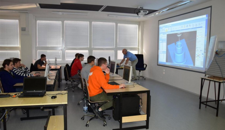 Třebíčská průmyslovka má sedm nových učeben. Za rok jich bude ještě třikrát víc