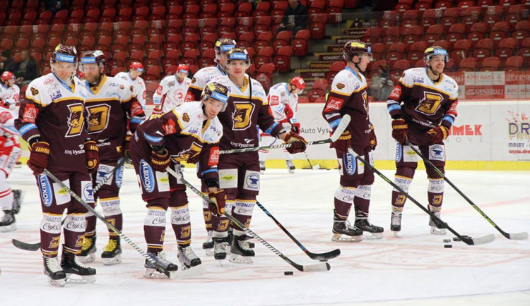 Moře šancí, ale gólů málo. Dukla doma podlehla Zlínu 1:2