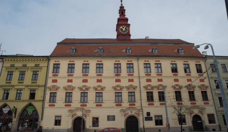 Odměny neuvolněných zastupitelů na Vysočině stouply. Někde i víc než dvojnásobně