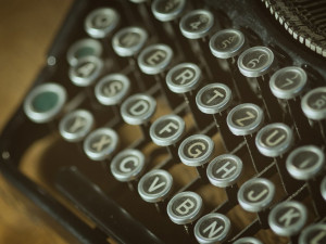 Jihlavské Muzeum Vysočiny do dubna vystavuje historické psací stroje a kalkulačky