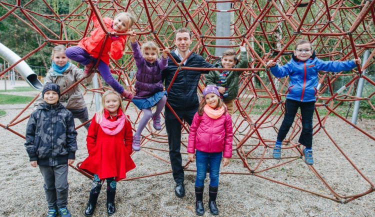 Nadace Dobrý anděl pomohla za minulý rok nově třinácti rodinám na Jihlavsku