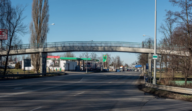 ANKETA: Autobusy městské hromadné dopravy budou zastavovat v Budějcích i Na Dlouhé louce