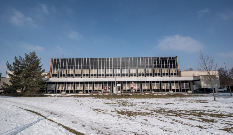 CO VY NA TO? Bude to pěkné, ale drahé, říkají Budějčáci o novém multifunkčním centru