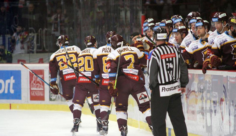 Naděje stále žije. Dukla po výhře nad Chomutovem prozatím baráž odmítla 