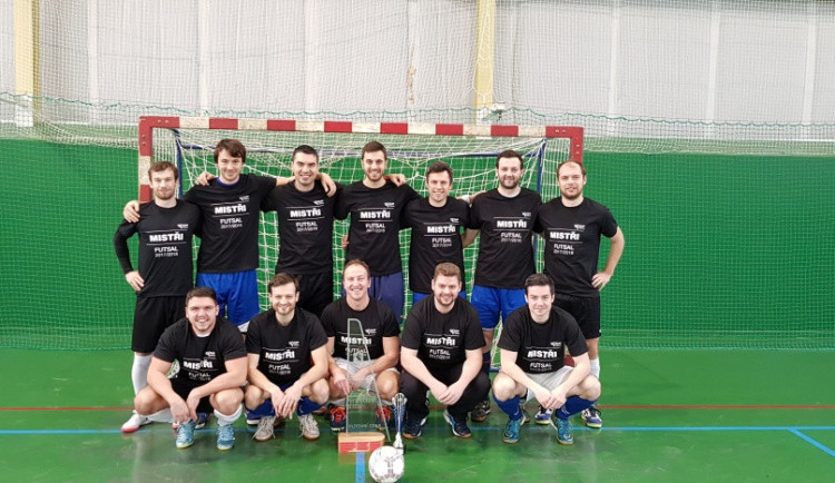 Obhajoba prvenství s přehledem. Jihlavský okresní přebor ve futsalu si znovu podmanil Starlet