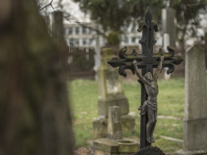 Možnosti jihlavské radnice postarat se o zanedbané hroby na hřbitovech jsou omezené
