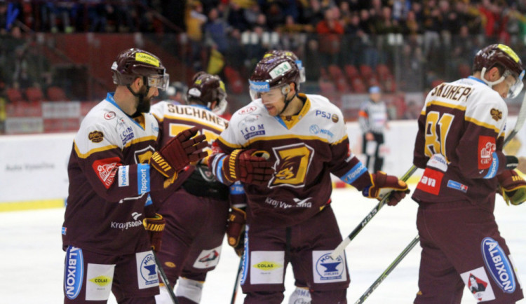 Výhra rozdílem třídy. Jihlavská Dukla v prvním barážovém zápase porazila Kladno 4:0