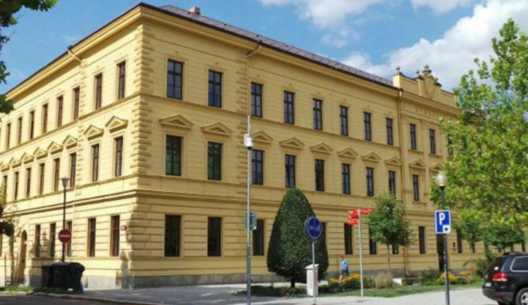 Začaly maturity. Na Vysočině se zkouška dospělosti týká skoro čtyř tisíc studentů