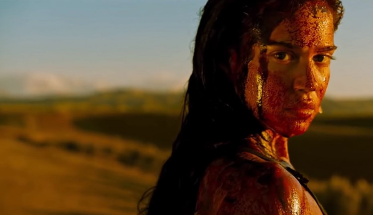 FILMOVÉ PREMIÉRY: Nikdy neber milenku na pánskou jízdu. Tak zní podtitul filmu Pomsta