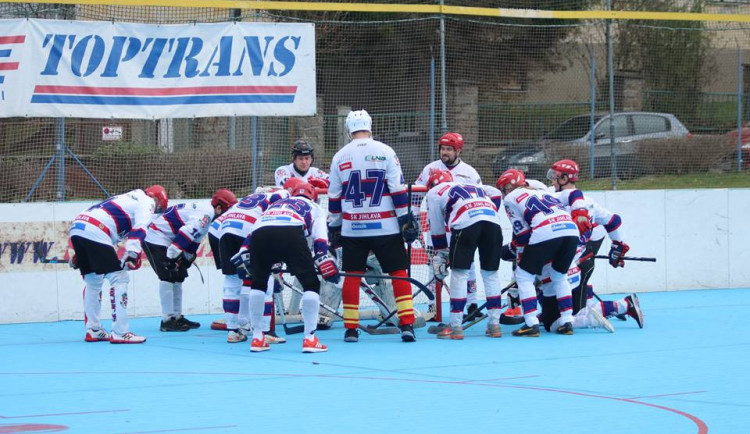 Hokejbalový svátek v Jihlavě. Oba mužské týmy mohou v sobotu postoupit do finále svých soutěží