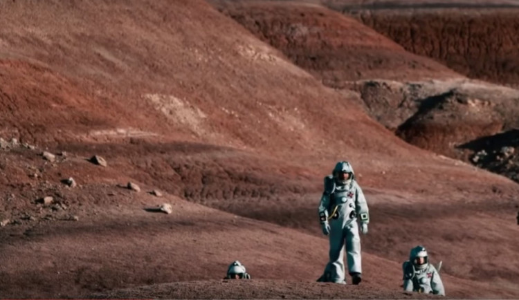TRAILER TÝDNE: Čeští turisté se vypraví na rudou planetu