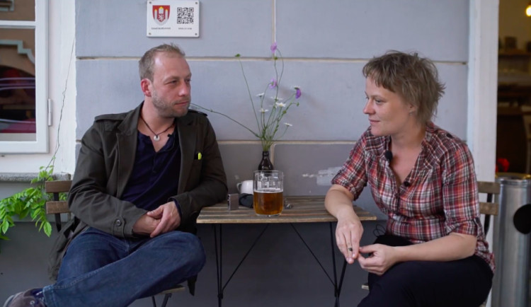 Ondřej Hellebrant a Saša Uhlová