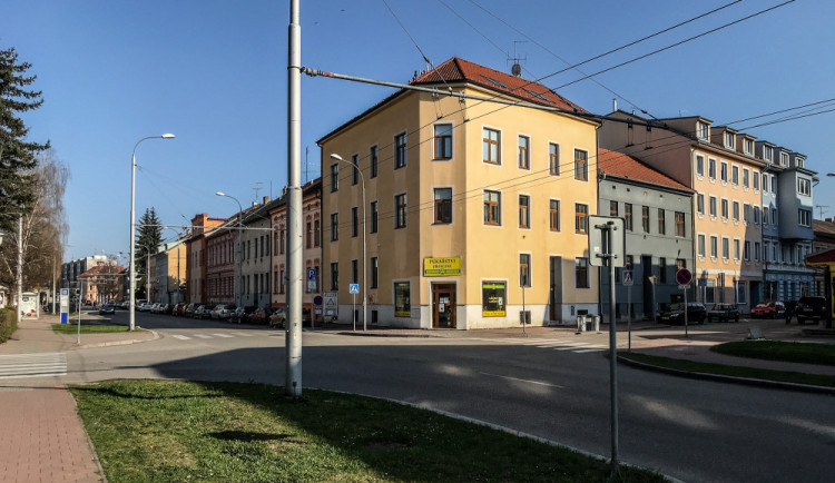 Frekventovaná budějcká křižovatka se po rekonstrukci znovu otevírá