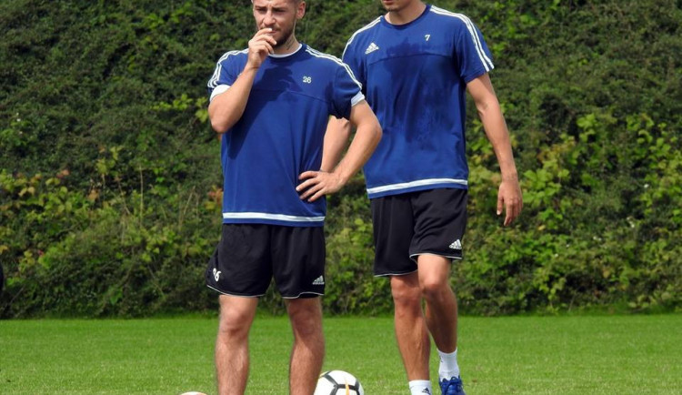 Vysočina doplňuje kádr na druhou ligu, na zkoušku přichází Kita a Šumský