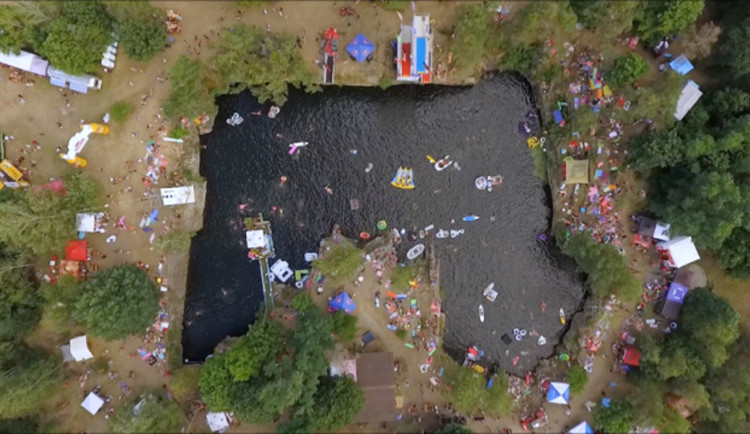 Minidokument Highjump: Prostě se rozběhni a skoč