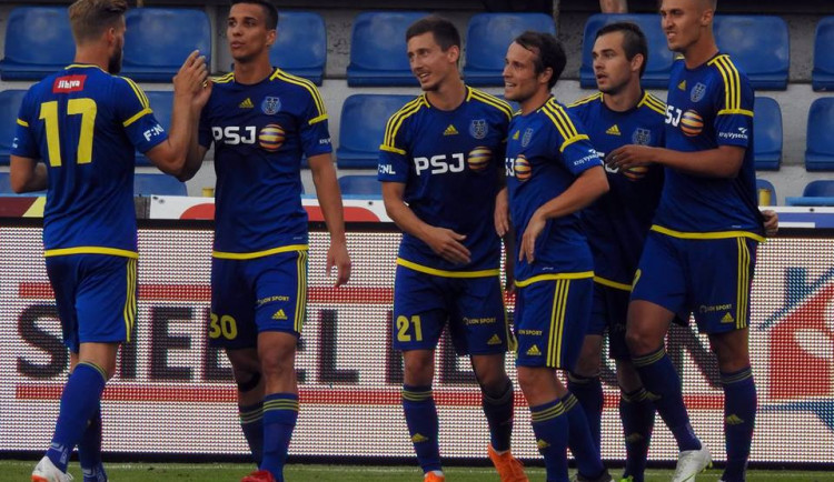 Vysočina vyválčila druhou výhru v řadě, Pardubice doma porazila 1:0