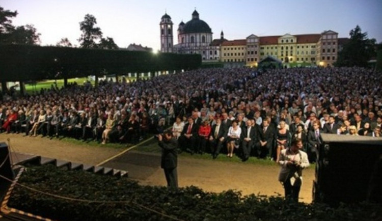Jubilejní hudební festival Petra Dvorského nabízí deset koncertů, první již dnes