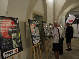 Jihlavská radnice výstavou připomíná srpen 1968. Ukáže dobové fotky i jmenný seznam obětí