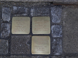 "Kameny zmizelých" v Mahlerově ulici připomínají osudy jihlavské židovské rodiny