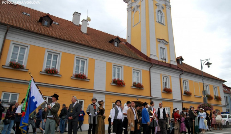 Kaplické slavnosti pobaví a návštěvníky zavedou i do první republiky