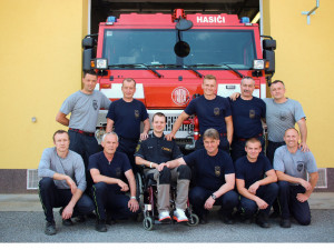 Pelhřimovští hasiči chtějí pomoci kolegu Vaškovi, který byl po úrazu upoután na vozík