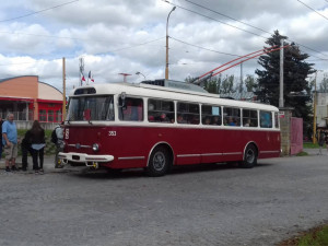FOTO: Ulicemi Jihlavy projížděly historické trolejbusy. Lidé mohli využít dopravu zdarma