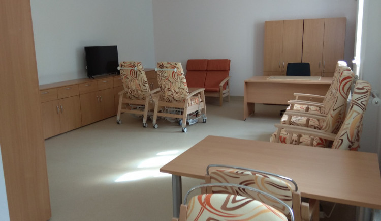 FOTO: Konečně v novém. Denní stacionář na Žižkově ulici se dočkal kompletní rekonstrukce