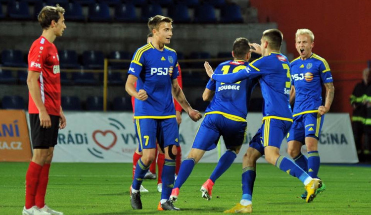 Vysočina porazila Chrudim 2:0 a po třetí výhře v řadě zůstává v čele druhé ligy