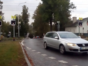 O víkendu a v pondělí bude kvůli opravě silnice uzavřen železniční přejezd ve Starých Horách