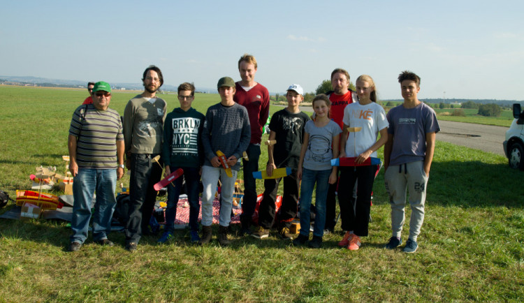 Jihlavští letečtí modeláři zazářili na mistrovství republiky. Jeden z nich se stal vicemistrem