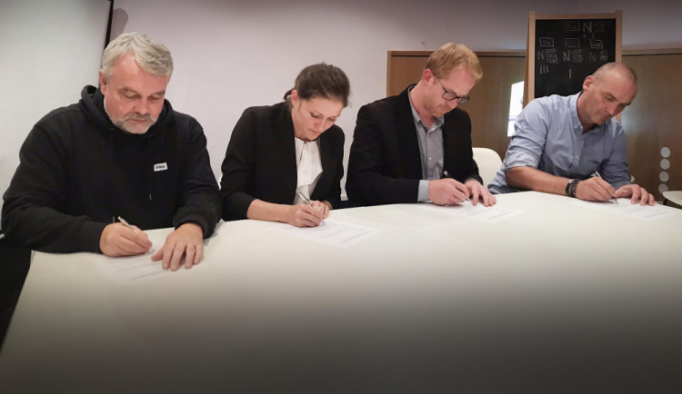 Jaromír Kalina (KDU - ČSL), Karolína Koubová (Fórum Jihlava), Petr Laštovička (ODS) a Vít Zeman (ŽiJ)