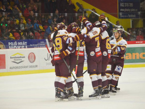 Dukla přehrála silné Kladno, po výhře 2:1 je v tabulce třetí