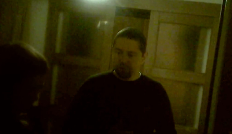 Reportéři Seznamu našli Babiše juniora ve Švýcarsku. Drželi mě na Krymu, říká