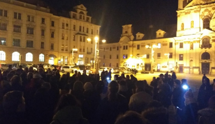 Hrubé a nemravné chování politiků bychom neměli trpět, říká pořadatelka jihlavského protestu