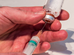 Kvůli odolnosti proti antibiotikům umírá pět set lidí ročně