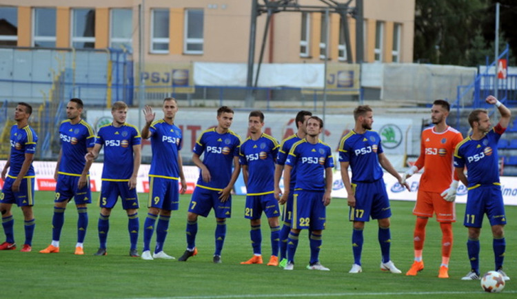 Vysočinu čeká jarní předehrávka, v sobotu nastoupí proti pátým Pardubicím