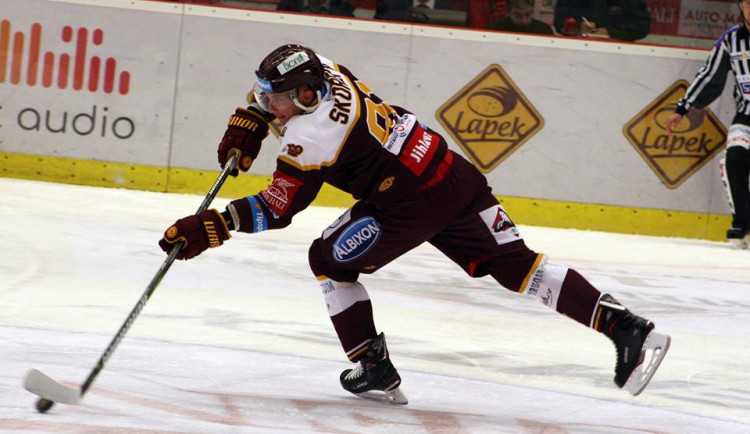 Dukla tvrdě narazila. Vítěznou sérii ukončil sobotní debakl ve Vsetíně