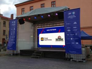 Češi jsou krůček od medaile, fandit jim bude možné v jihlavské florbalové fanzóně