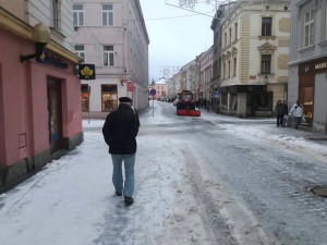 Zimní údržba chodníků v Jihlavě jde ruku v ruce ve spolupráci s obyvateli, říká primátorka Koubová