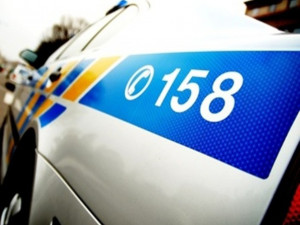 Šestadvacetiletý opilý řidič v Kostelci naboural tři oktávky. Škoda je sto šedesát tisíc korun