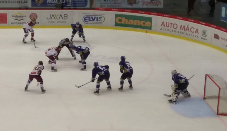 Dukla udolala Kladno až na nájezdy.