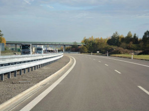 Na dálnici D1 u Větrného Jeníkova bude v sobotu omezení kvůli opravě značení